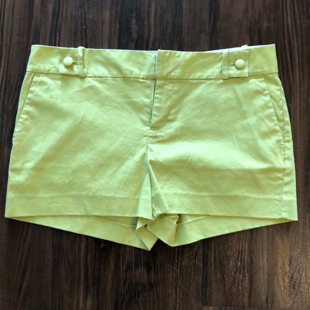 Yellow Banana Republic Shorts size 10 Ryan fit